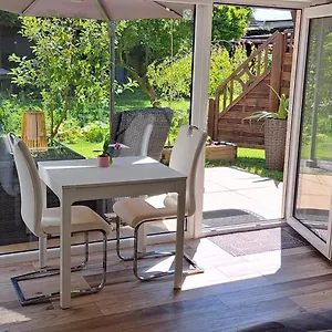 All-in-one Mit Eigener Sonnenterrasse Im Garten Deutschland