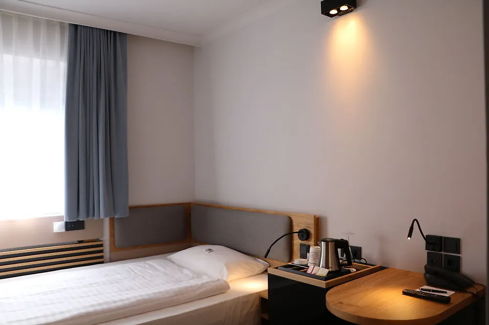 Intercityhotel Muenchen Hotel